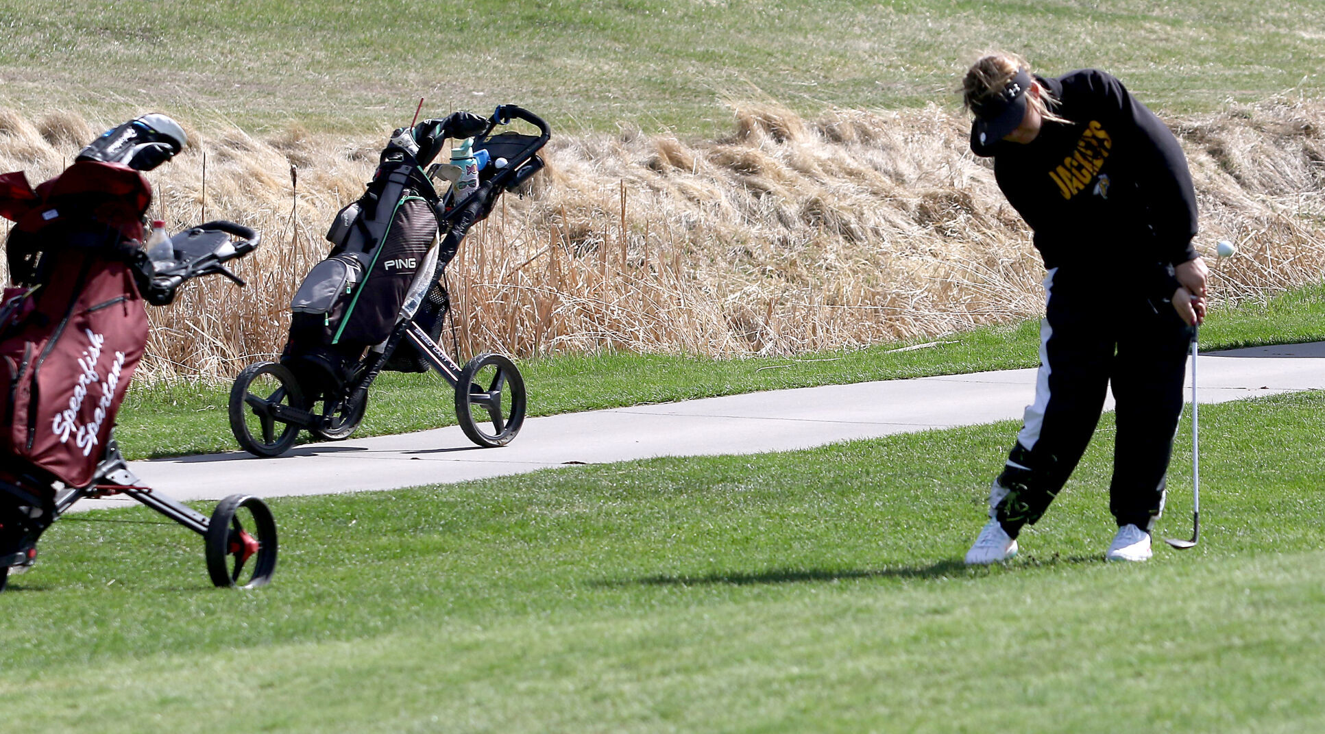 051022-golf8.jpg